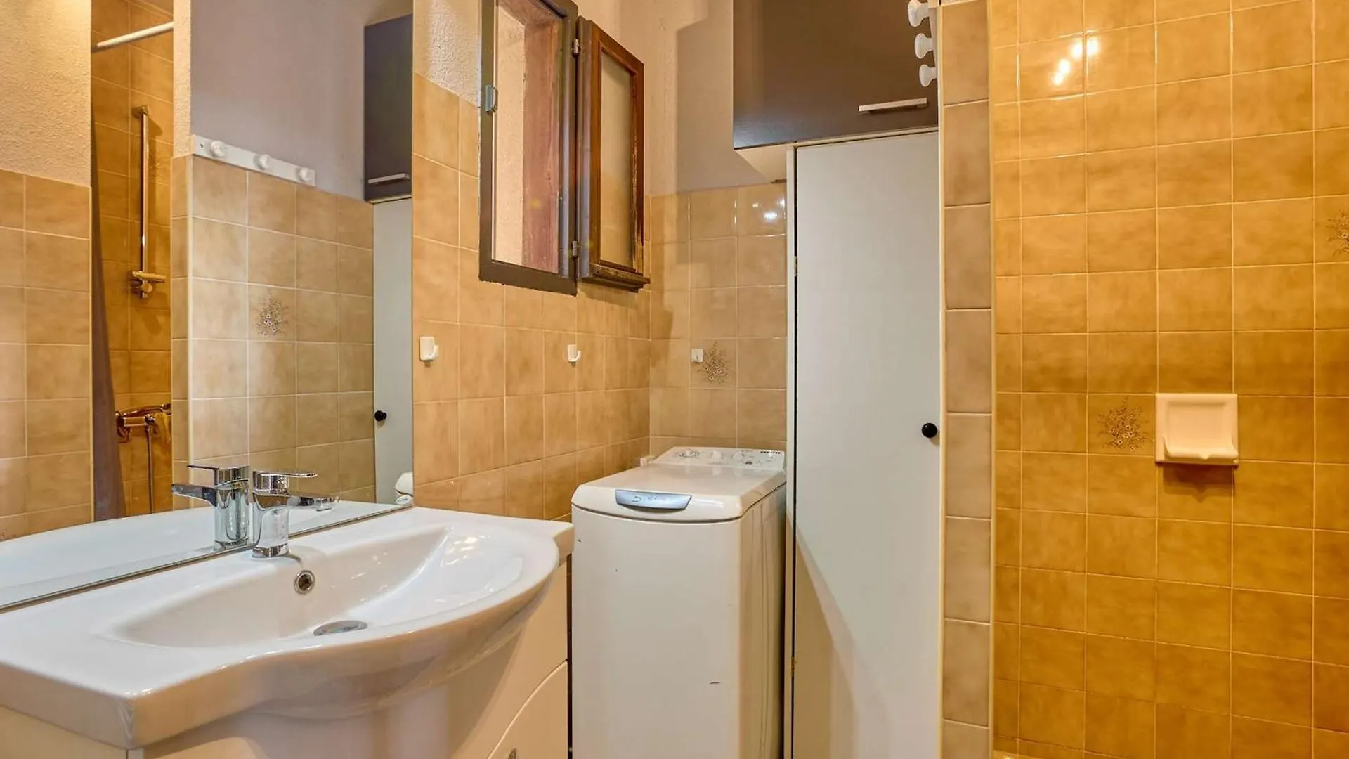 Appartement T1 Bis Lumineux Avec Terrasse Et Parking, Wi-Fi Gratuit - Fr-1-841-36 Barbotan-les-Thermes Lägenhet